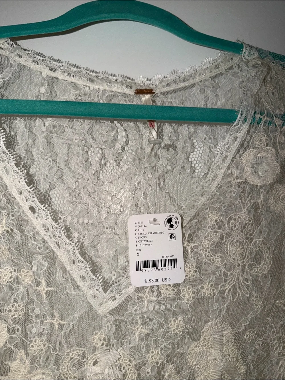 NWT Free People Lace Flutter Sleeve Top in Cream